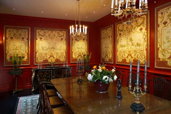 Private Lives Interior Design Portfolio -  Classic - Chinese red lacquered dining room